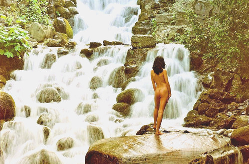 Akt wasserfall - am,