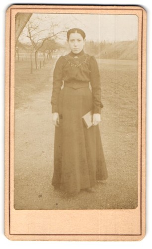Fotografie außenaufnahme dame - fotografie,